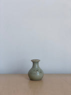 Stardust Bud Vase A in Soft Smoke