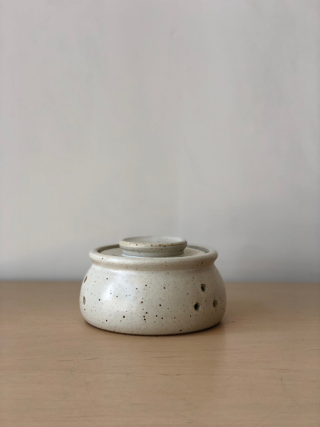 Ceramic Garlic Keeper