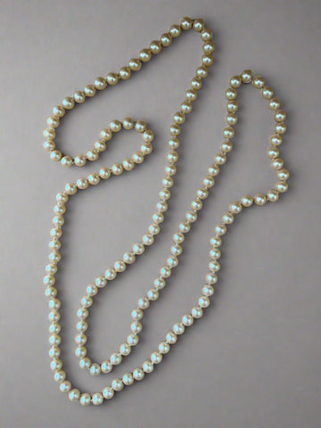 Costume Jewelry Pearl Necklace