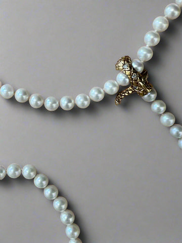 Vintage Cultured Pearl Necklace with Snake