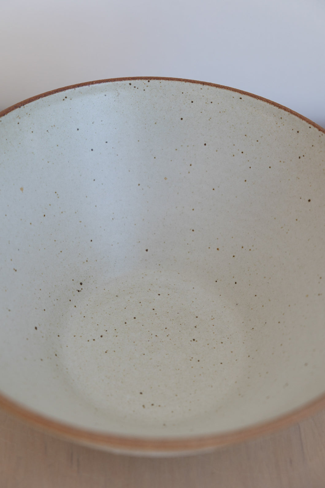 Ceramic Serving Bowl in Textured Cream