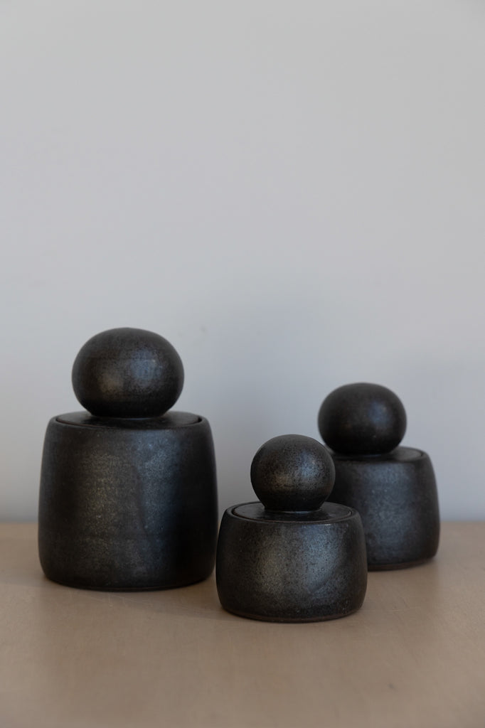 Small Stash Pot in Matte Onyx – The Arc