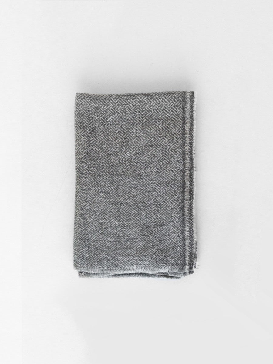 Cashmere Weave Scarf in Grey