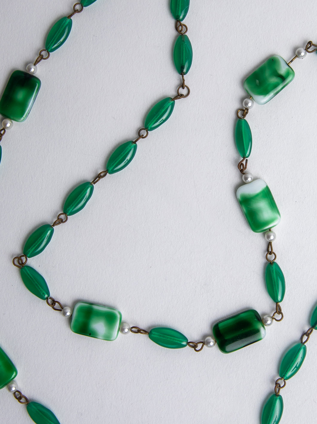 Vintage Necklace with Green Glass Beads and Pearls