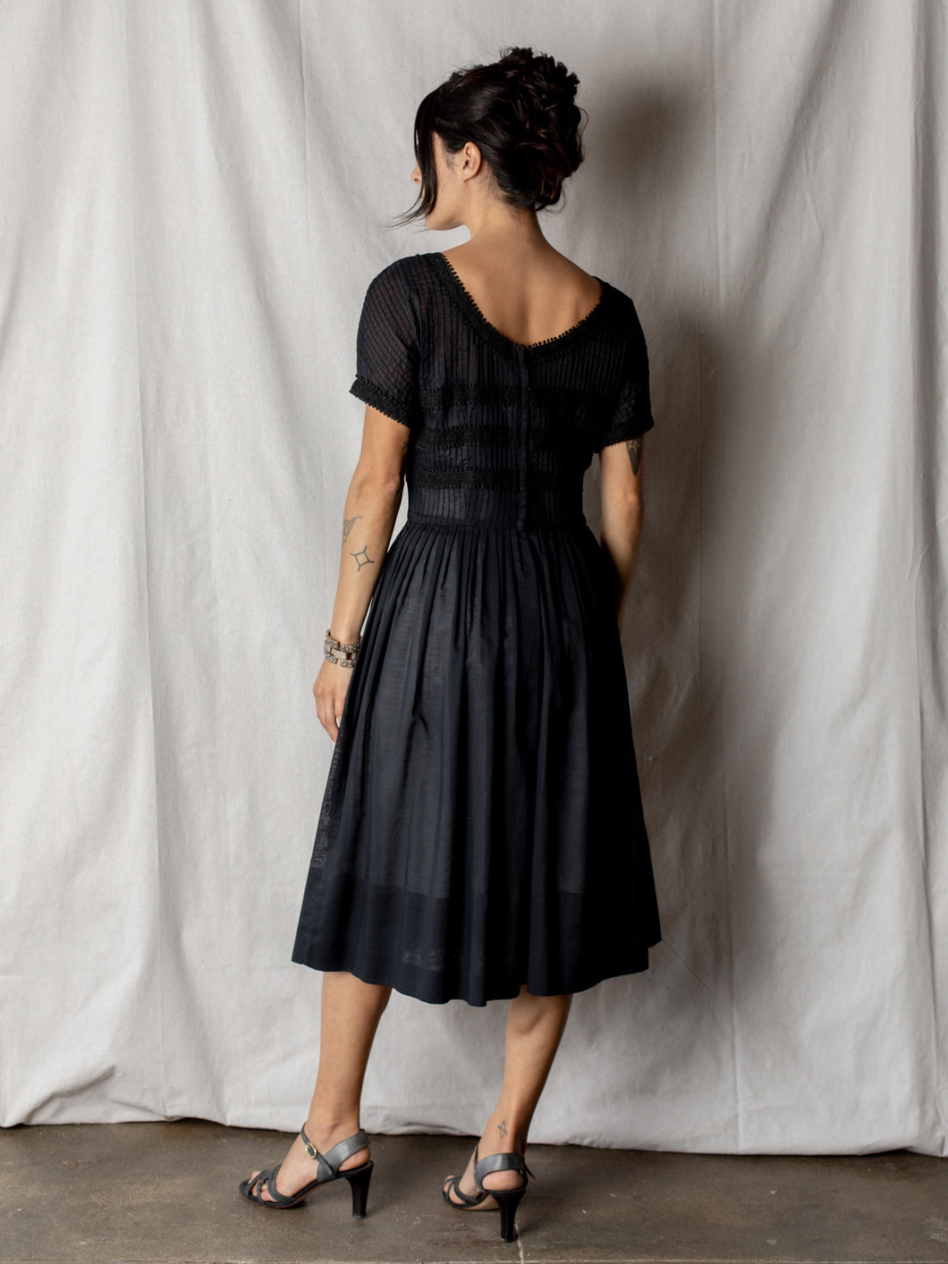 Black 1960s Cotton Day Dress in Black