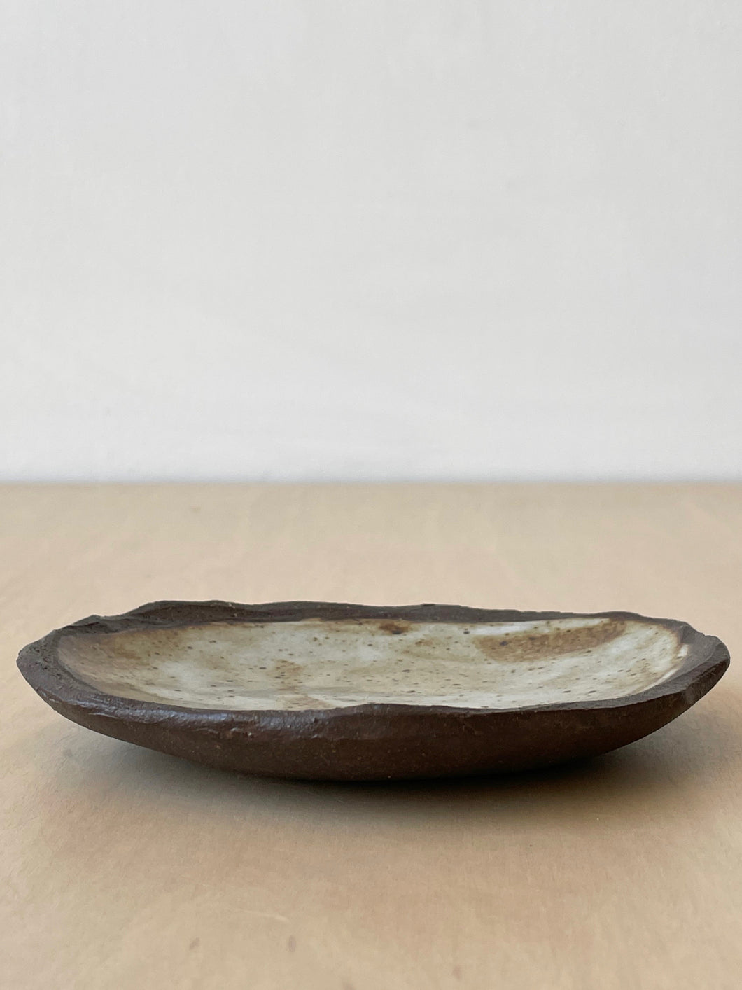 Live Edge Plate in Shiitake